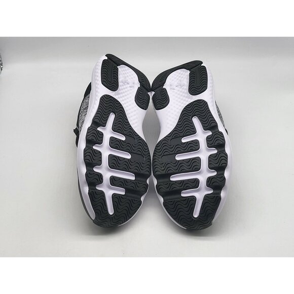 Under Armour UA Charged Revitalize Youth Running Shoes Size 7 Black 3026779 300 - Picture 7 of 10